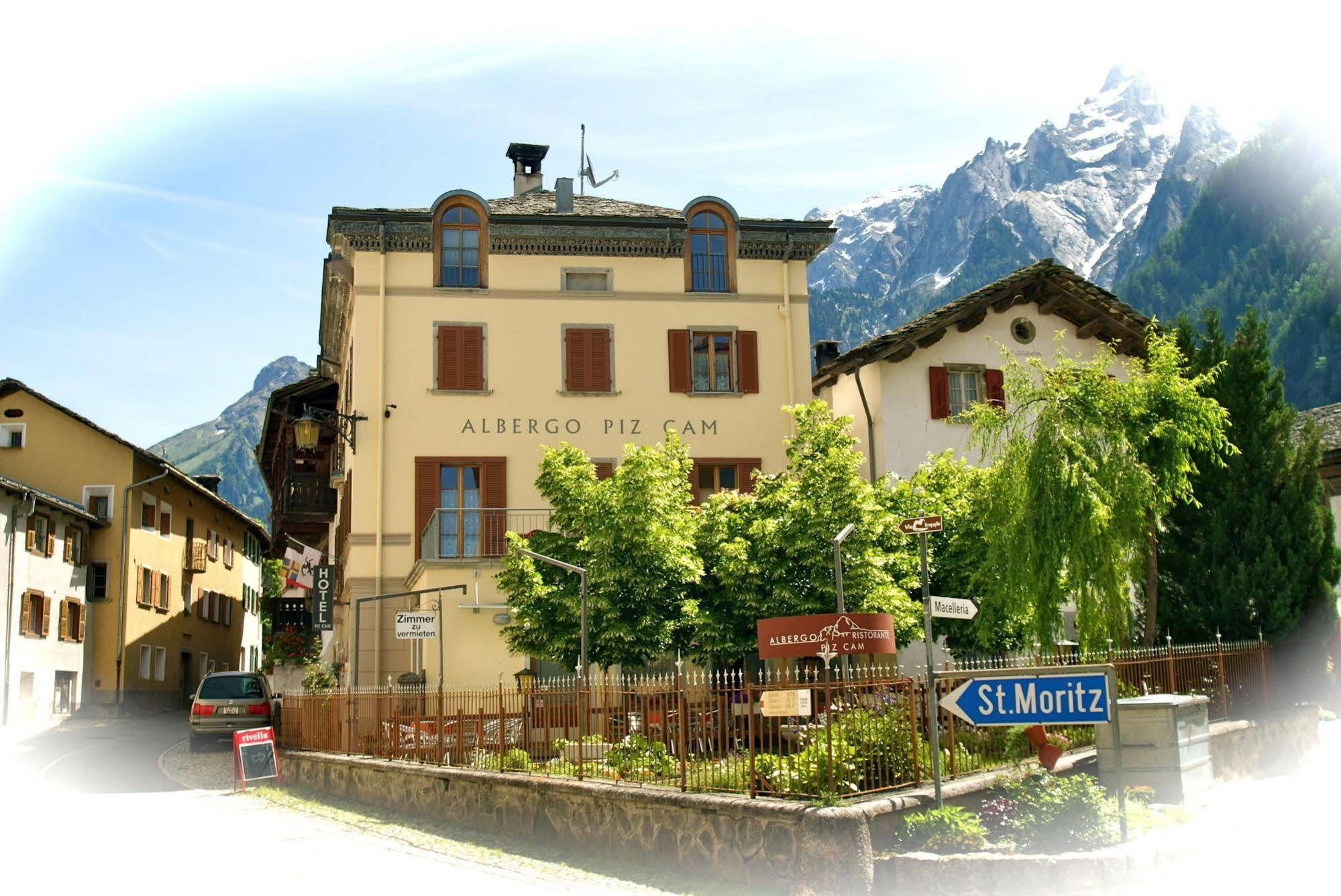 Albergo Piz Cam Vicosoprano Bagian luar foto